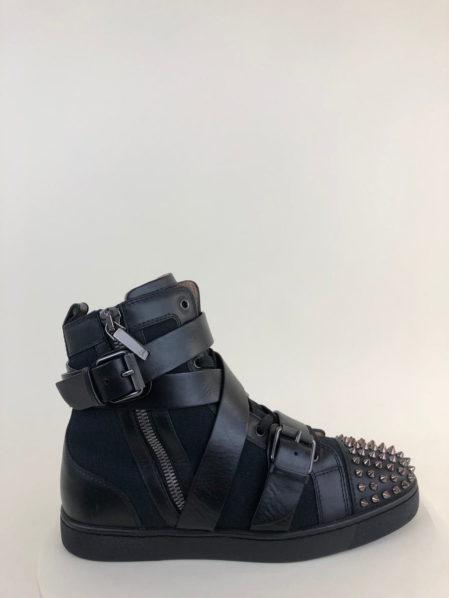 Christian 2024 louboutin valor